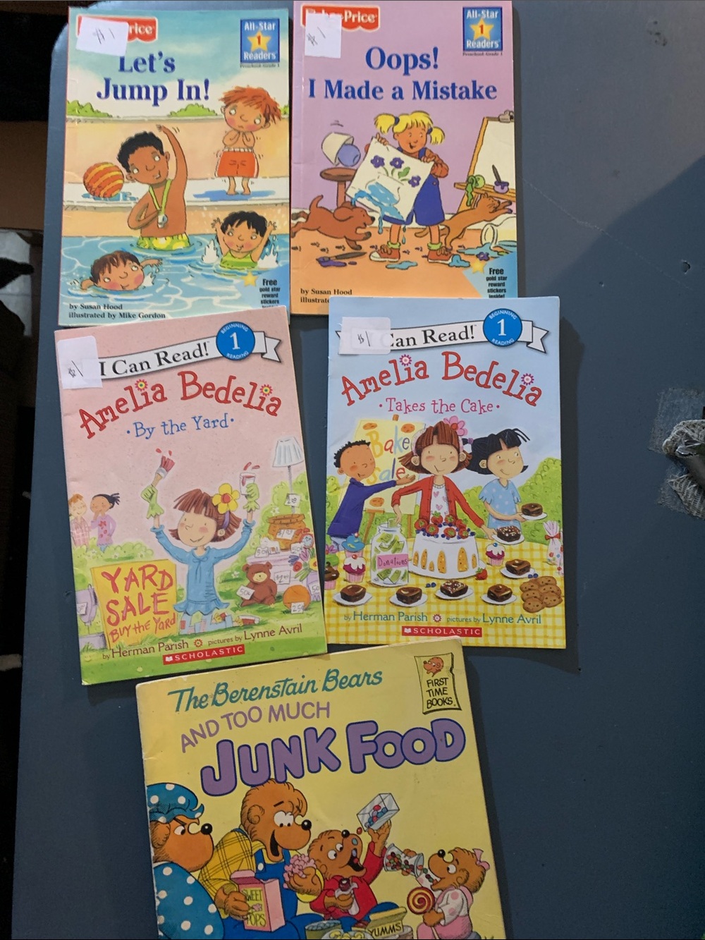 Bundle Kids Books Scholastic Amelia Bedelia & Fisher price